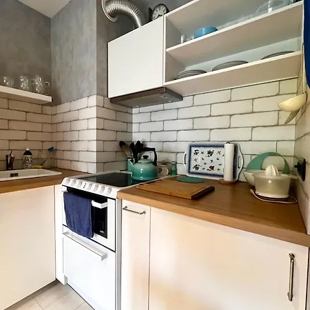 Apartament Wczasowa Z Tarasem/Ogrodkiem Ustka Exterior photo