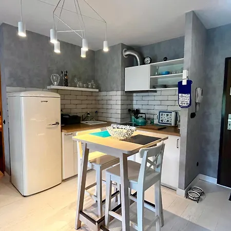 Apartament Wczasowa Z Tarasem/Ogrodkiem Ustka Exterior photo